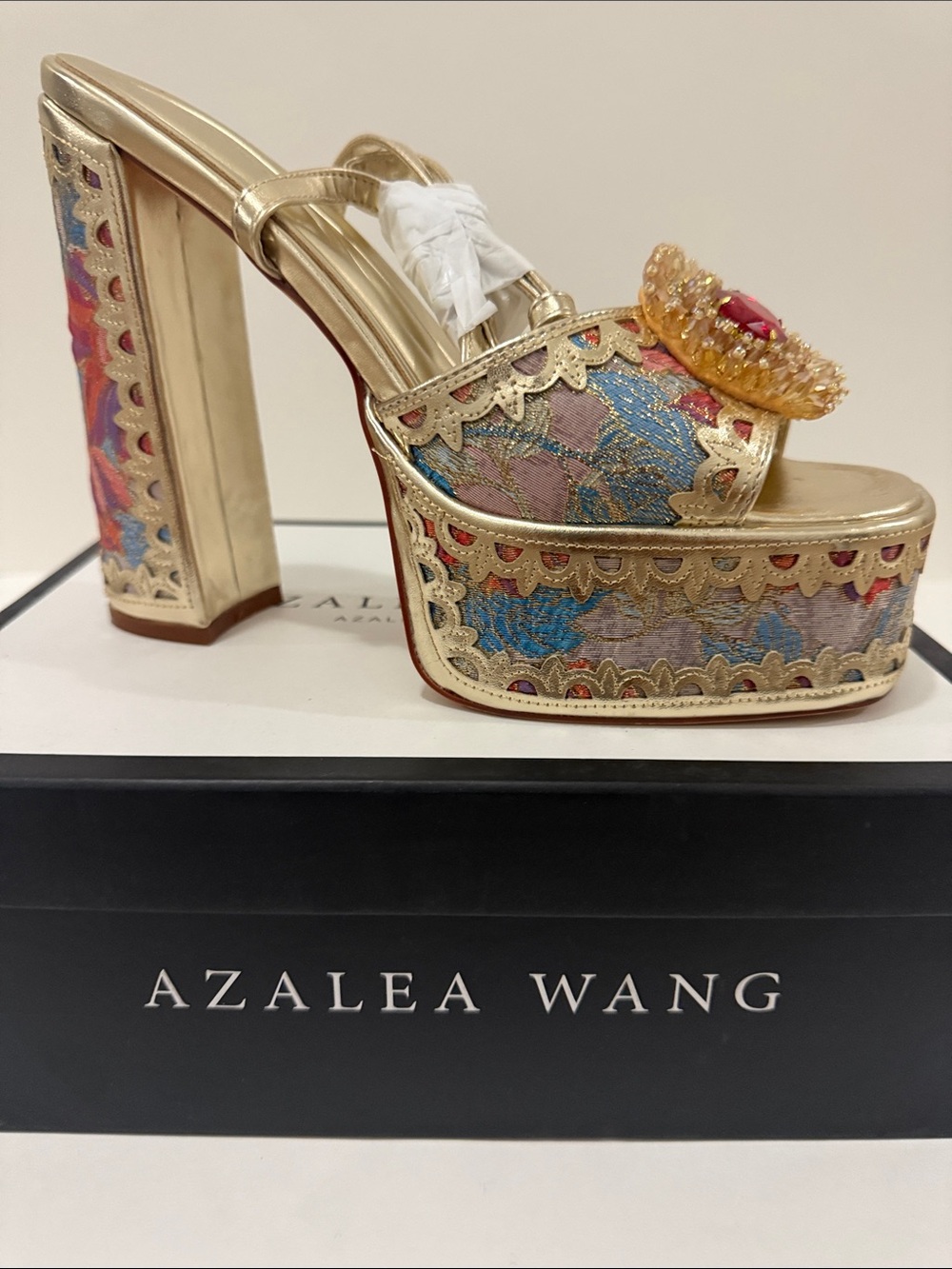 Azalea Wang Gold Embroidered Platform Sandal - Gold Multicolor